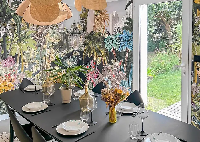 Вілла Calme Avec Piscine Et A Proche Hopital Tram Et Parc D Activite