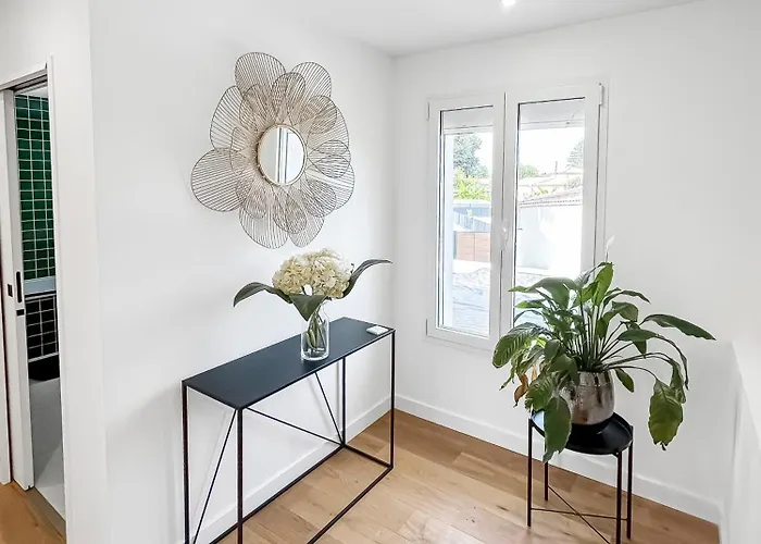 别墅 Calme Avec Piscine Et A Proche Hopital Tram Et Parc D Activite